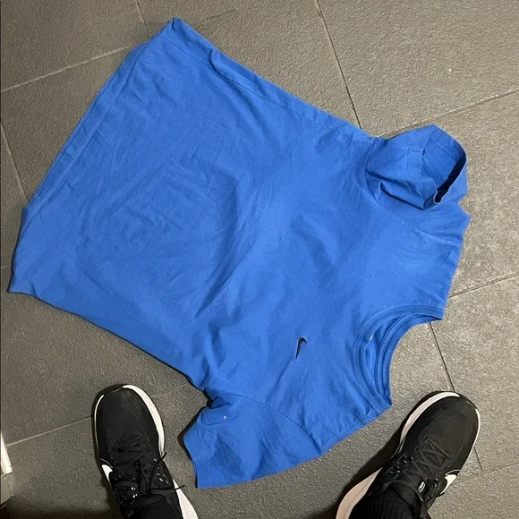 Nike gym shirt - Picture 4 of 7